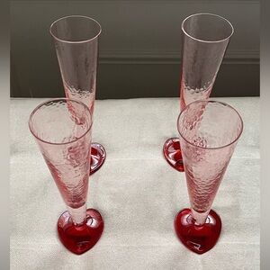 Set of 4 Red Heart Base Valentine’s Champagne Flutes